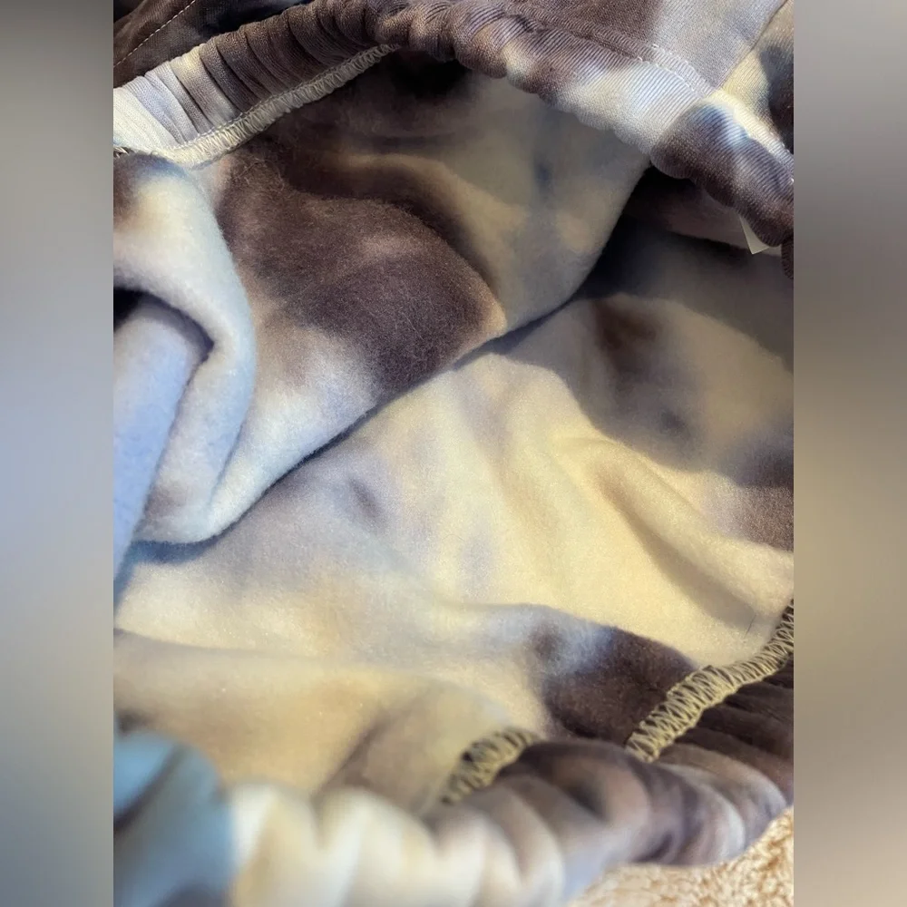 M Powerpuff Girls Tie-Dye Cropped Hoodie from Cartoon Network - Picture 5 of 7